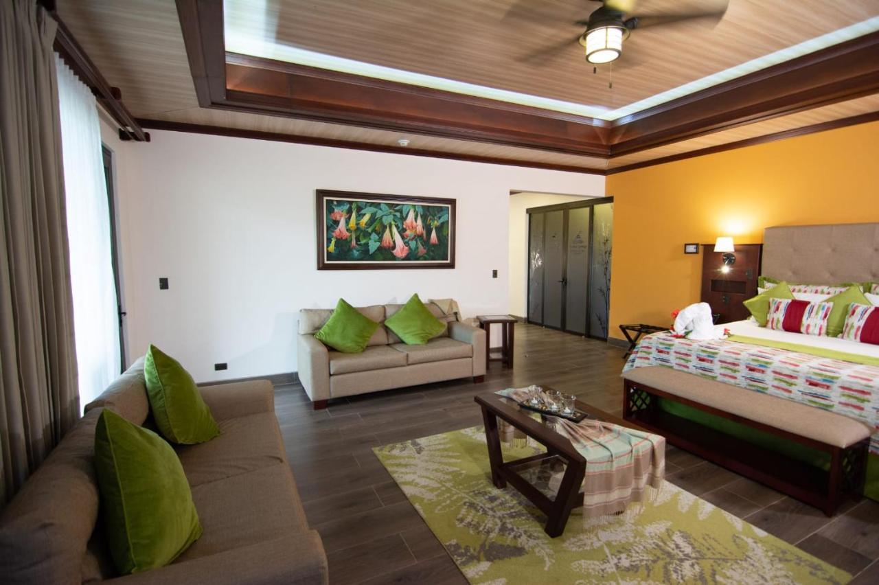 Hotel Arenal Springs Resort & Spa La Fortuna Eksteriør bilde Suite at Hotel Villa Bonita