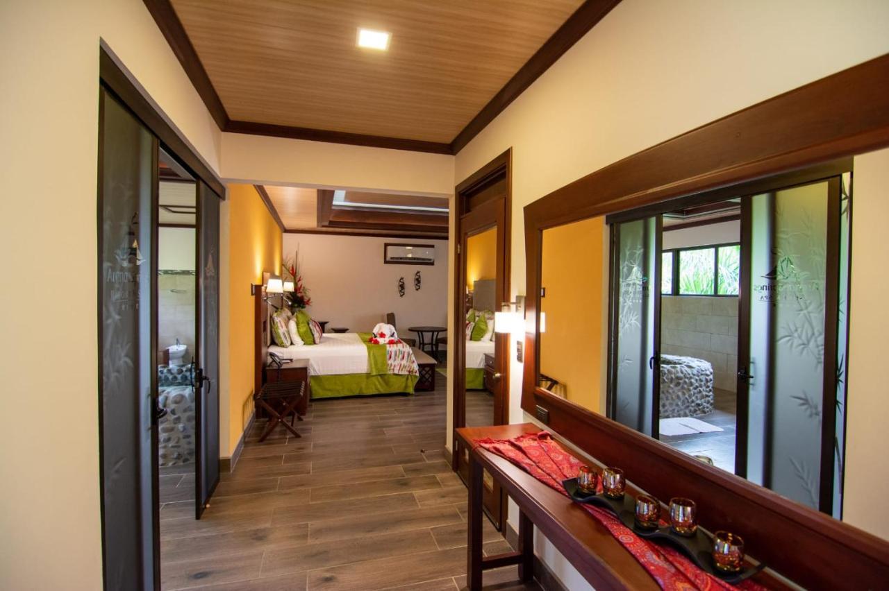 Hotel Arenal Springs Resort & Spa La Fortuna Eksteriør bilde Deluxe Room