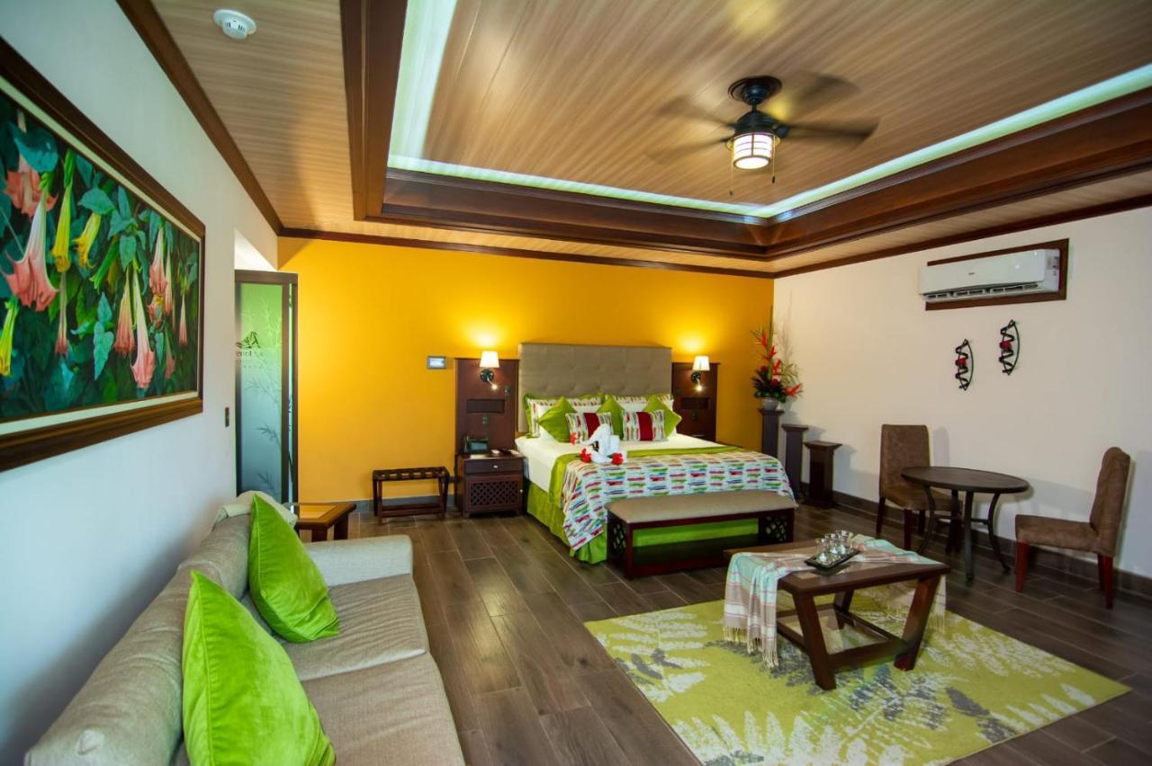 Hotel Arenal Springs Resort & Spa La Fortuna Eksteriør bilde Deluxe Room