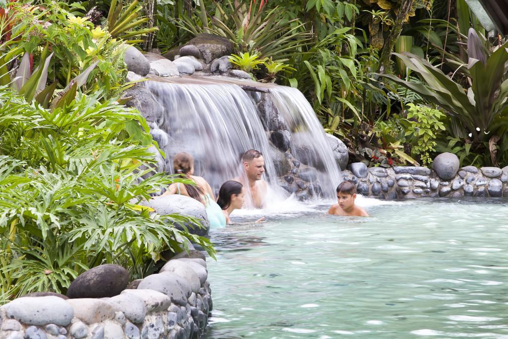 Hotel Arenal Springs Resort & Spa La Fortuna Eksteriør bilde Hot springs in Costa Rica